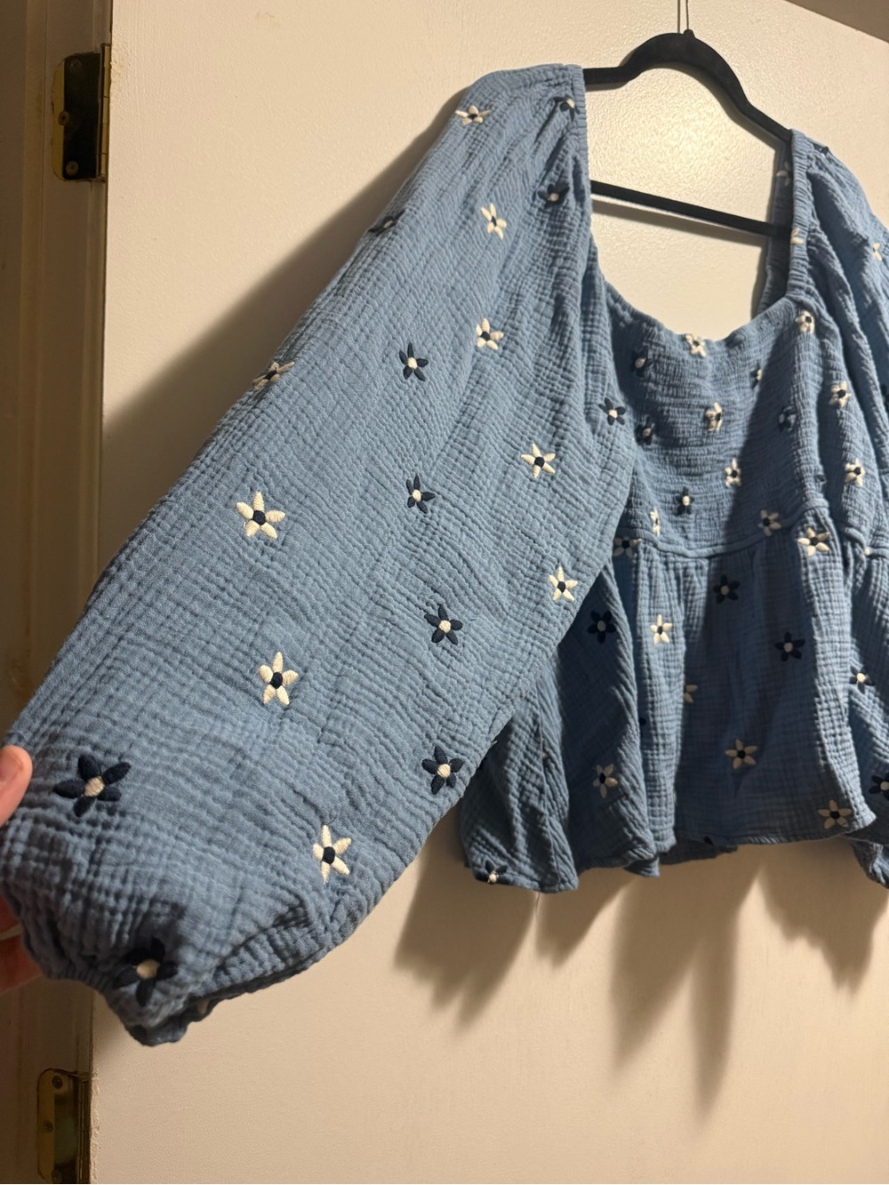 Blue Floral Peasant Top - Picture 3 of 4